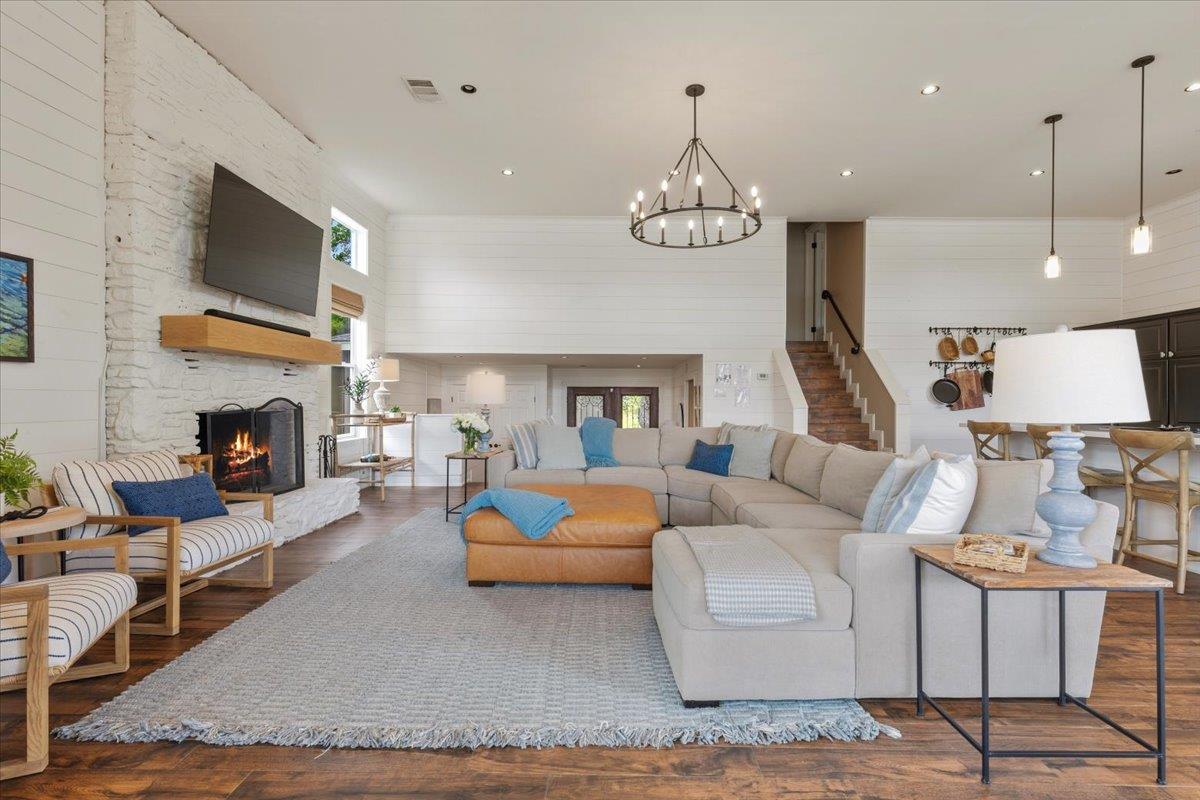 806 Misty Downs Drive Granite Shoals TX 78654