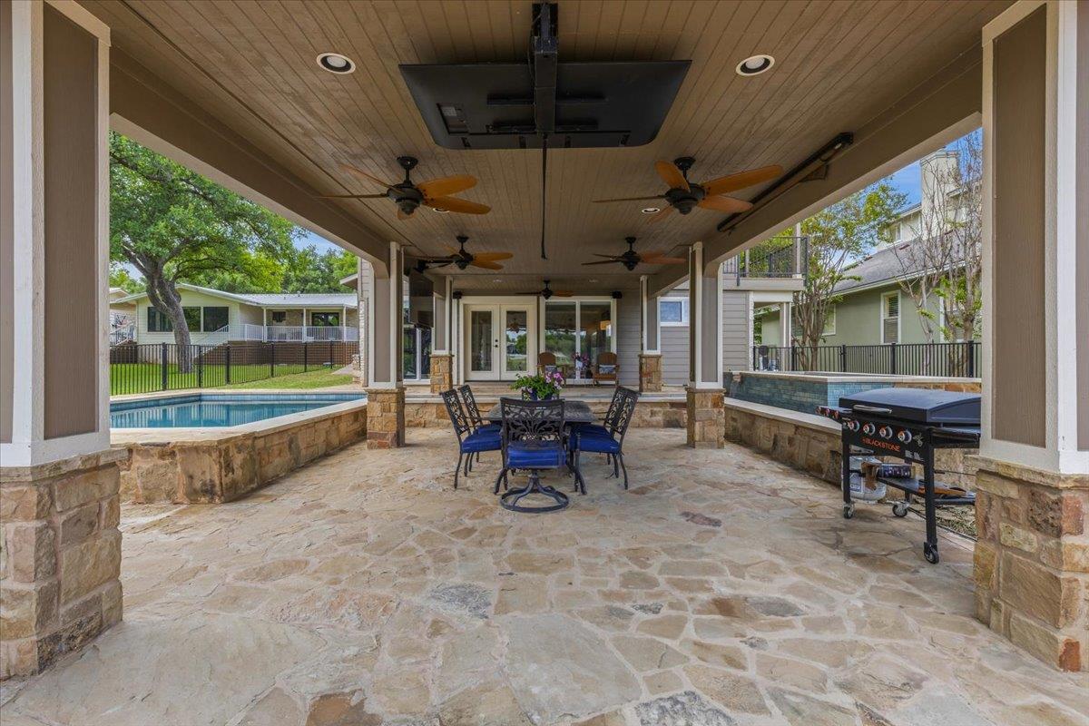 806 Misty Downs Drive Granite Shoals TX 78654