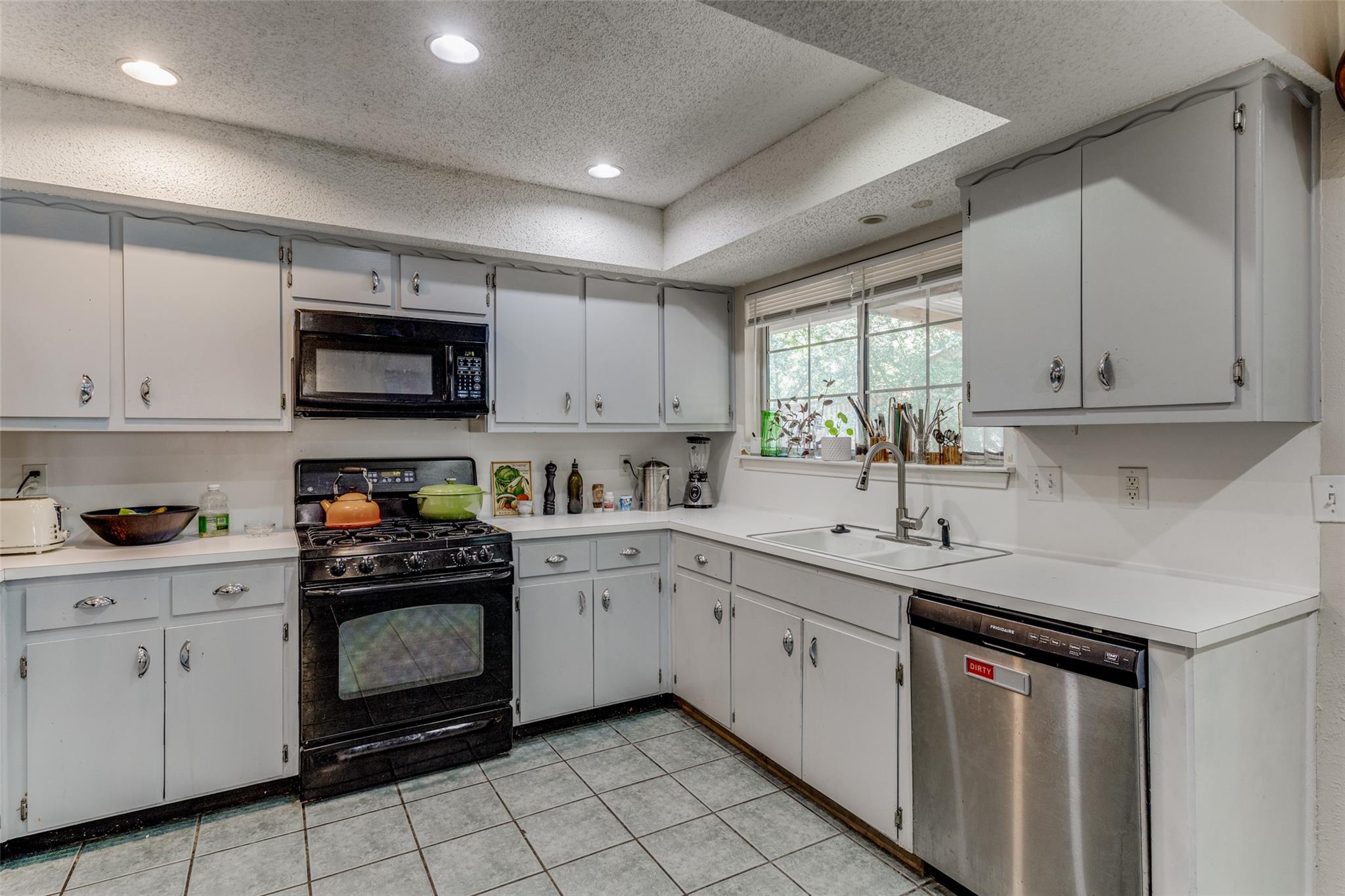 2713 Tether Trail Austin TX 78704