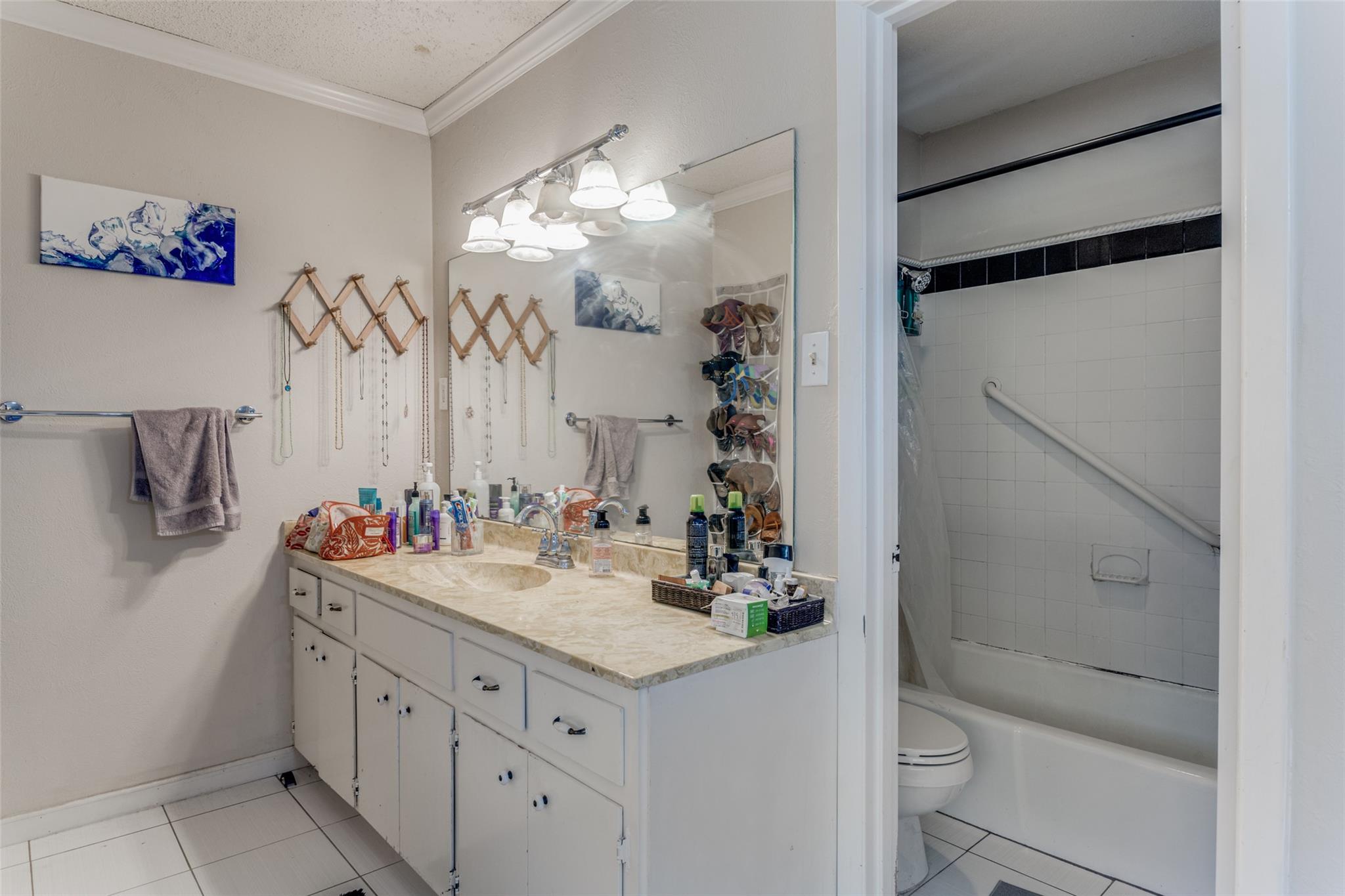 2713 Tether Trail Austin TX 78704