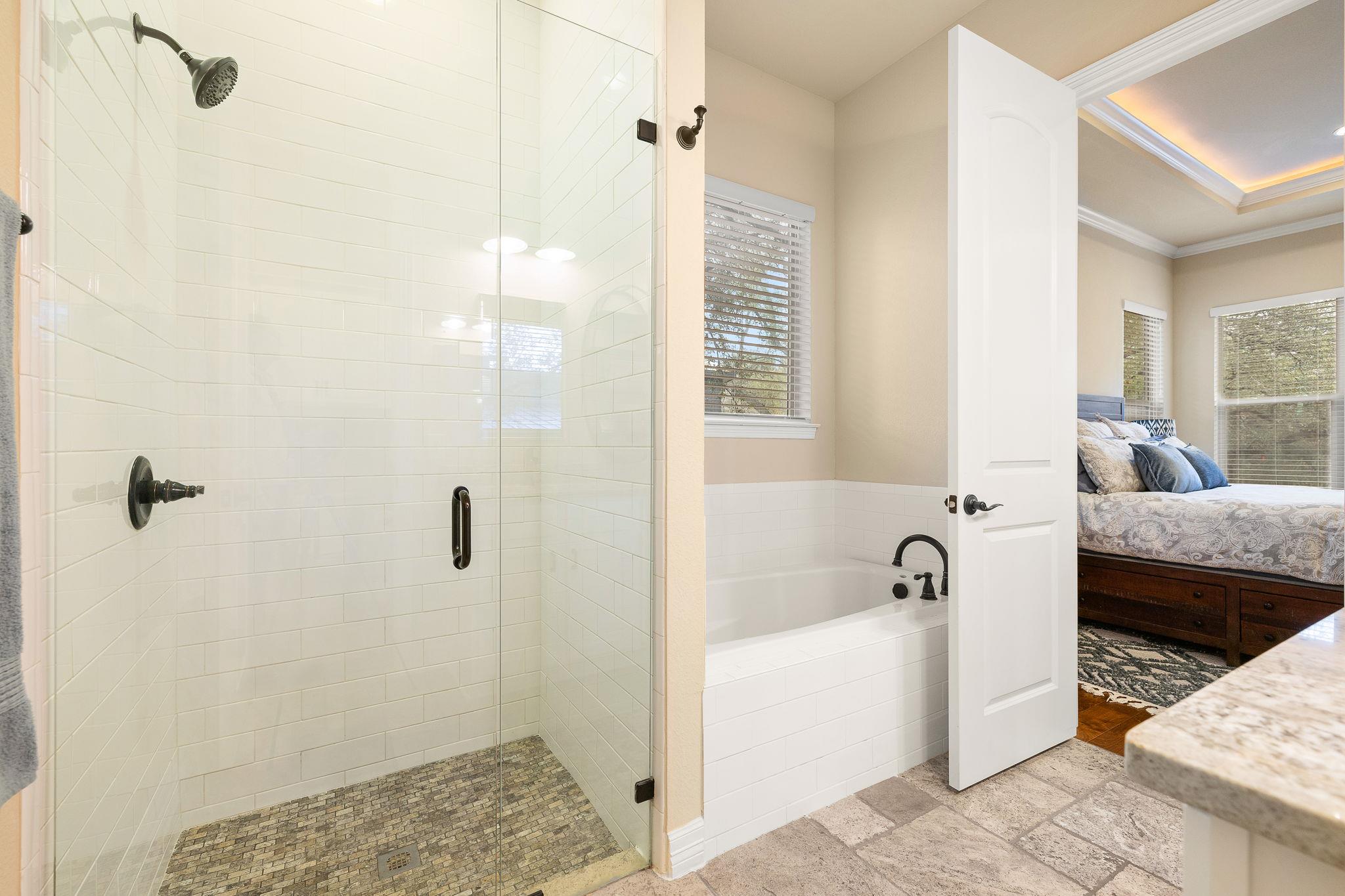 103 Kendall Drive Spicewood TX 78669