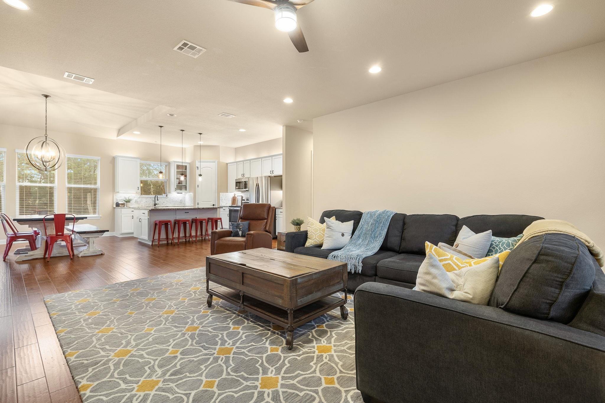103 Kendall Drive Spicewood TX 78669
