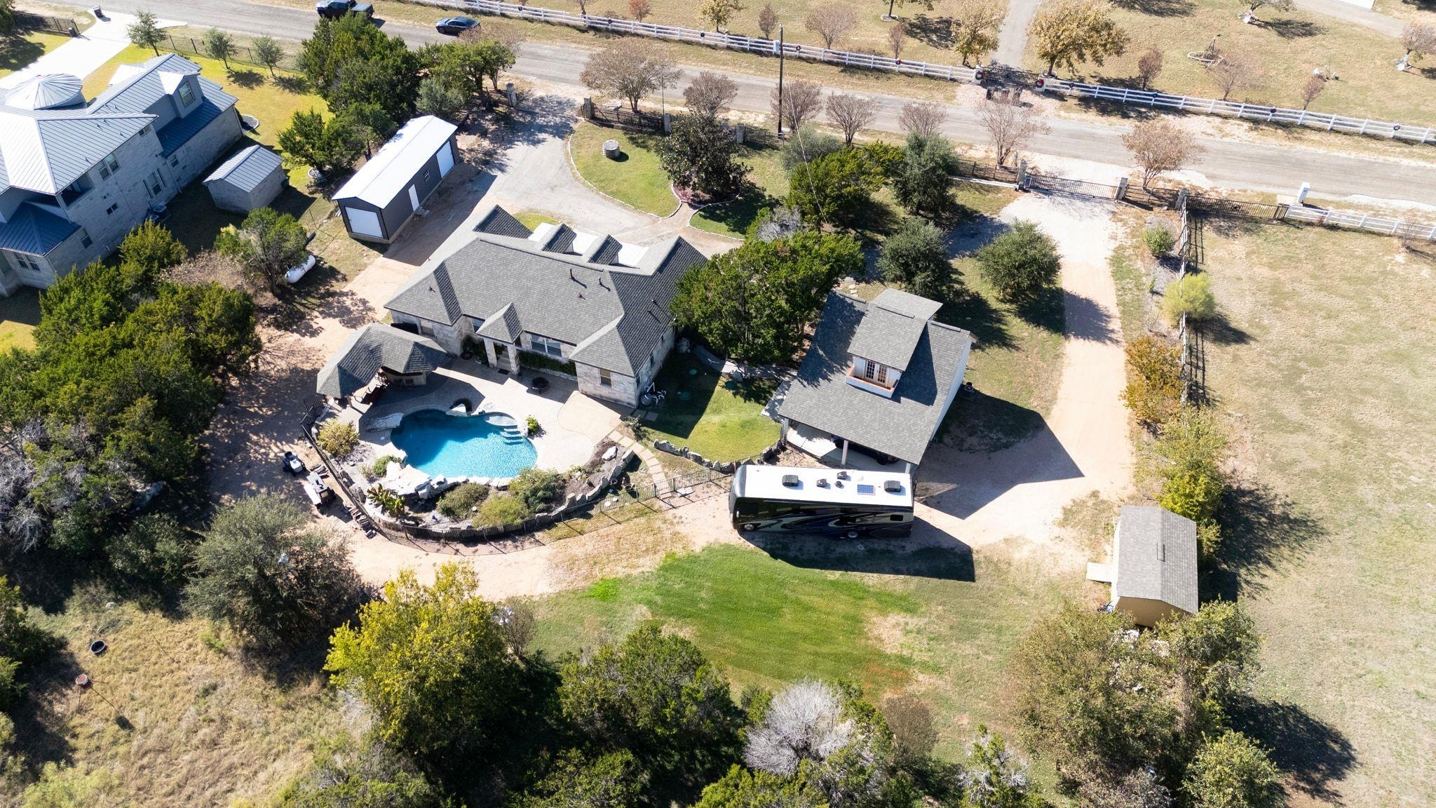 105 Honeycomb Mesa Leander TX 78641