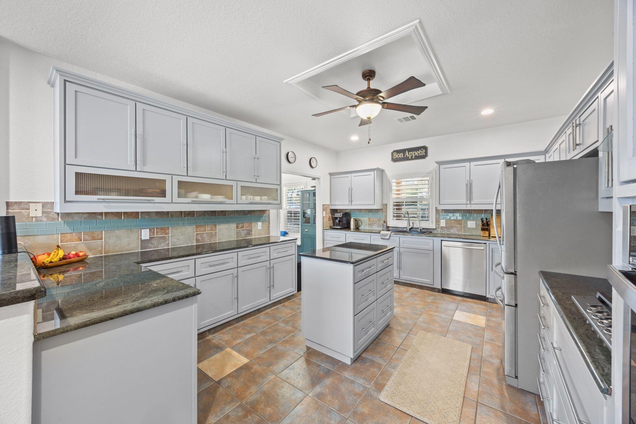 105 Honeycomb Mesa Leander TX 78641