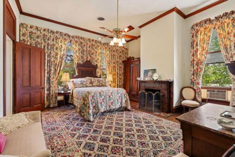 351 E Colorado Street La Grange TX 78945