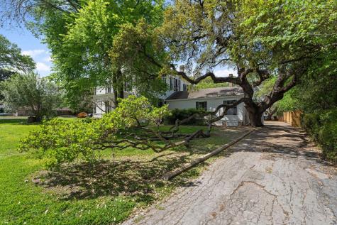 351 E Colorado Street La Grange TX 78945