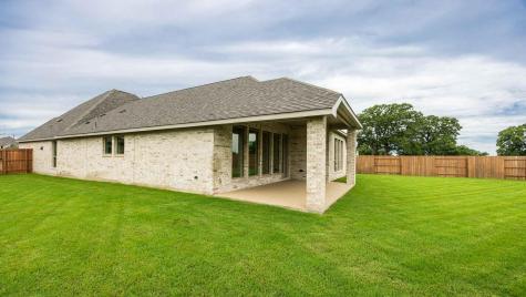 103 Horsetail Cove Bastrop TX 78602