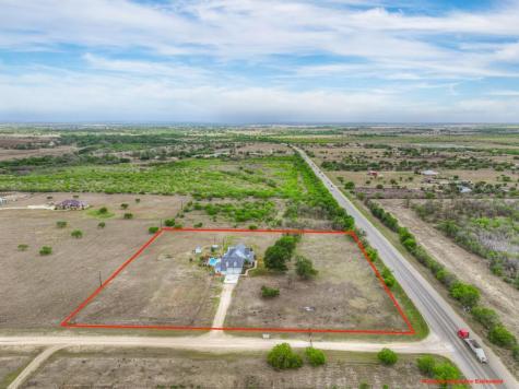 100 Little El Paso Road Martindale TX 78655