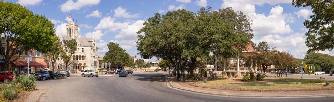 1500 Rebecca Creek Road Canyon Lake TX 78133