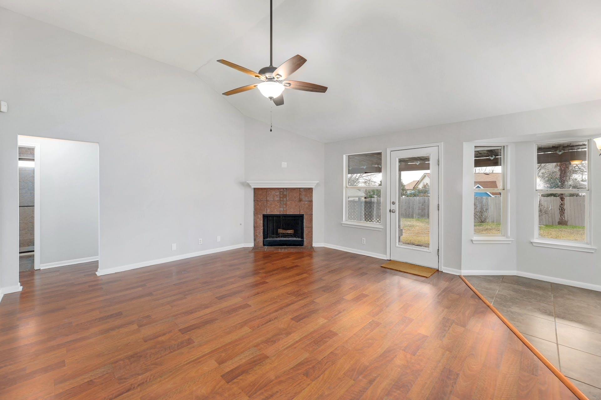 214 Crystal Knoll Boulevard Georgetown TX 78626
