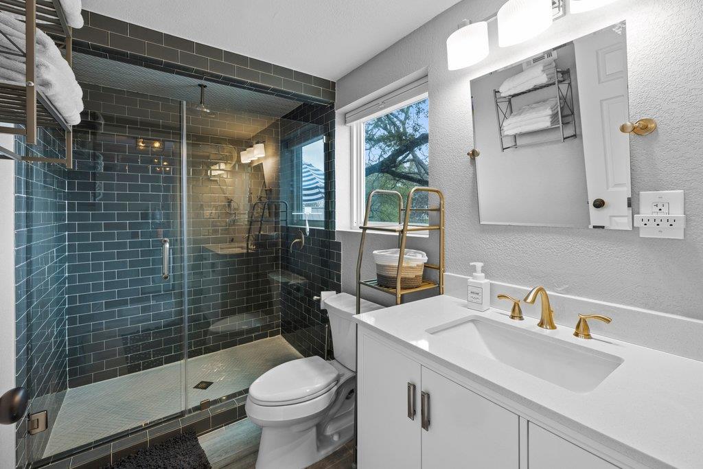 205 Beaver Circle Horseshoe Bay TX 78657