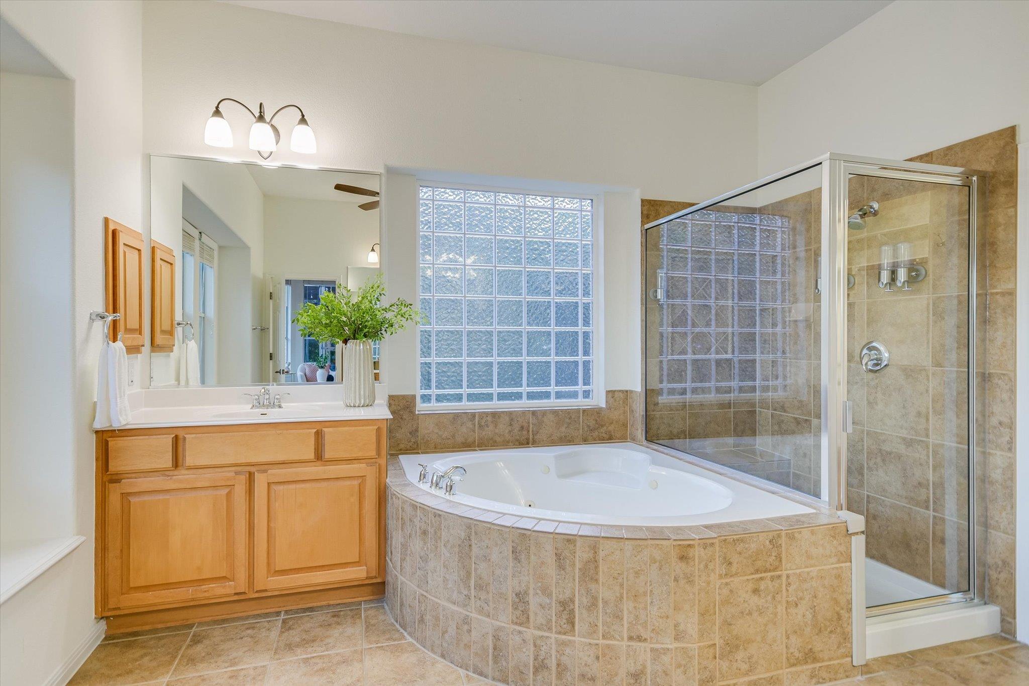 17120 Northlake Hills Drive Jonestown TX 78645