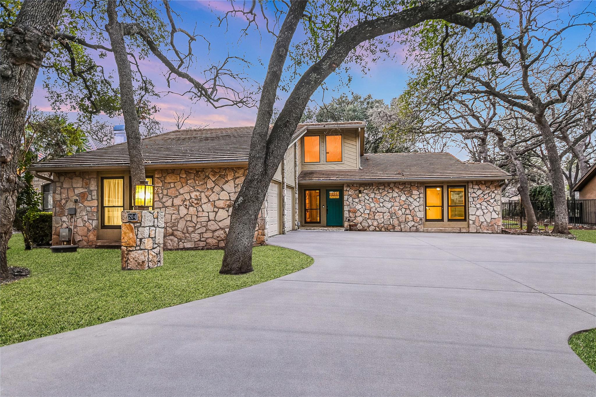 204 Blue Ground Horseshoe Bay TX 78657