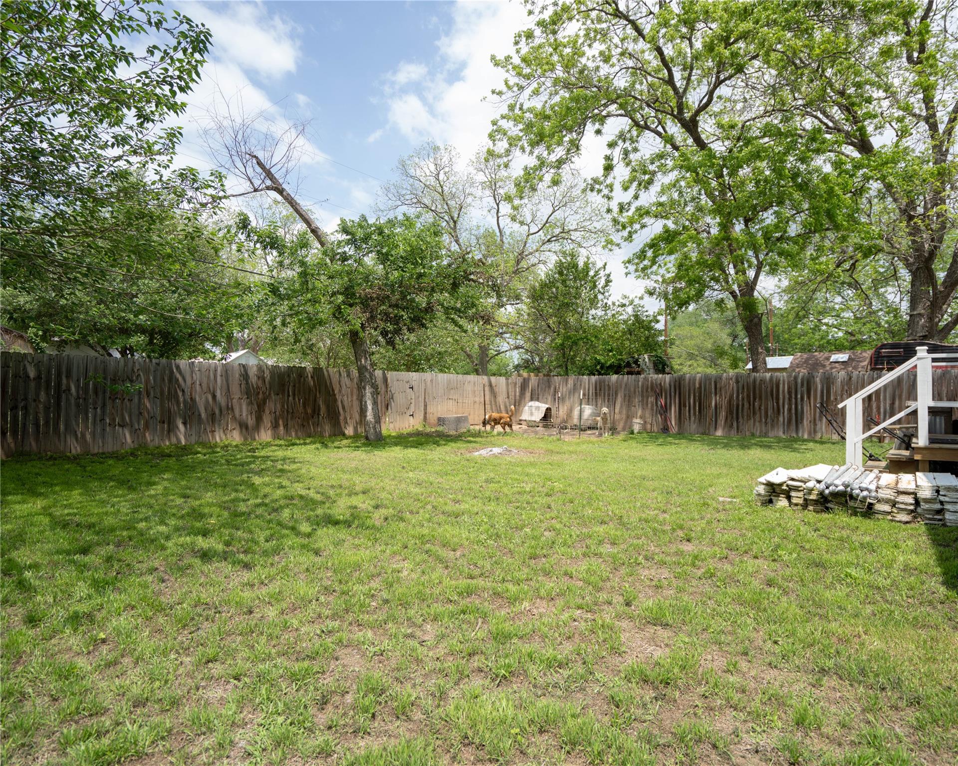 404 Rivers Street Smithville TX 78957