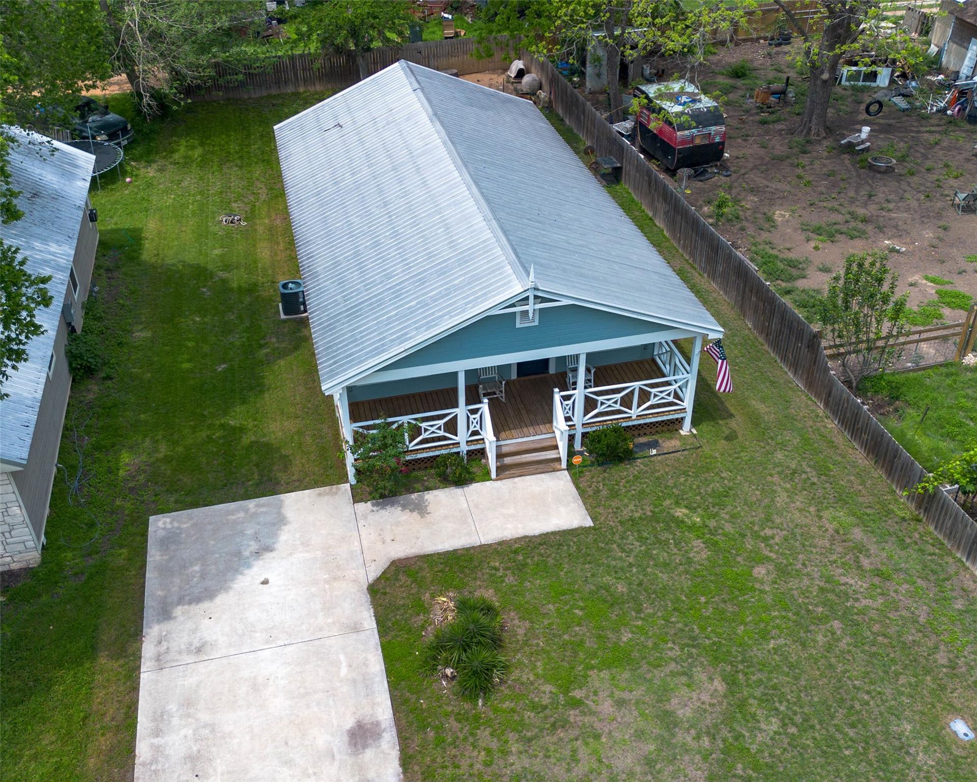 404 Rivers Street Smithville TX 78957