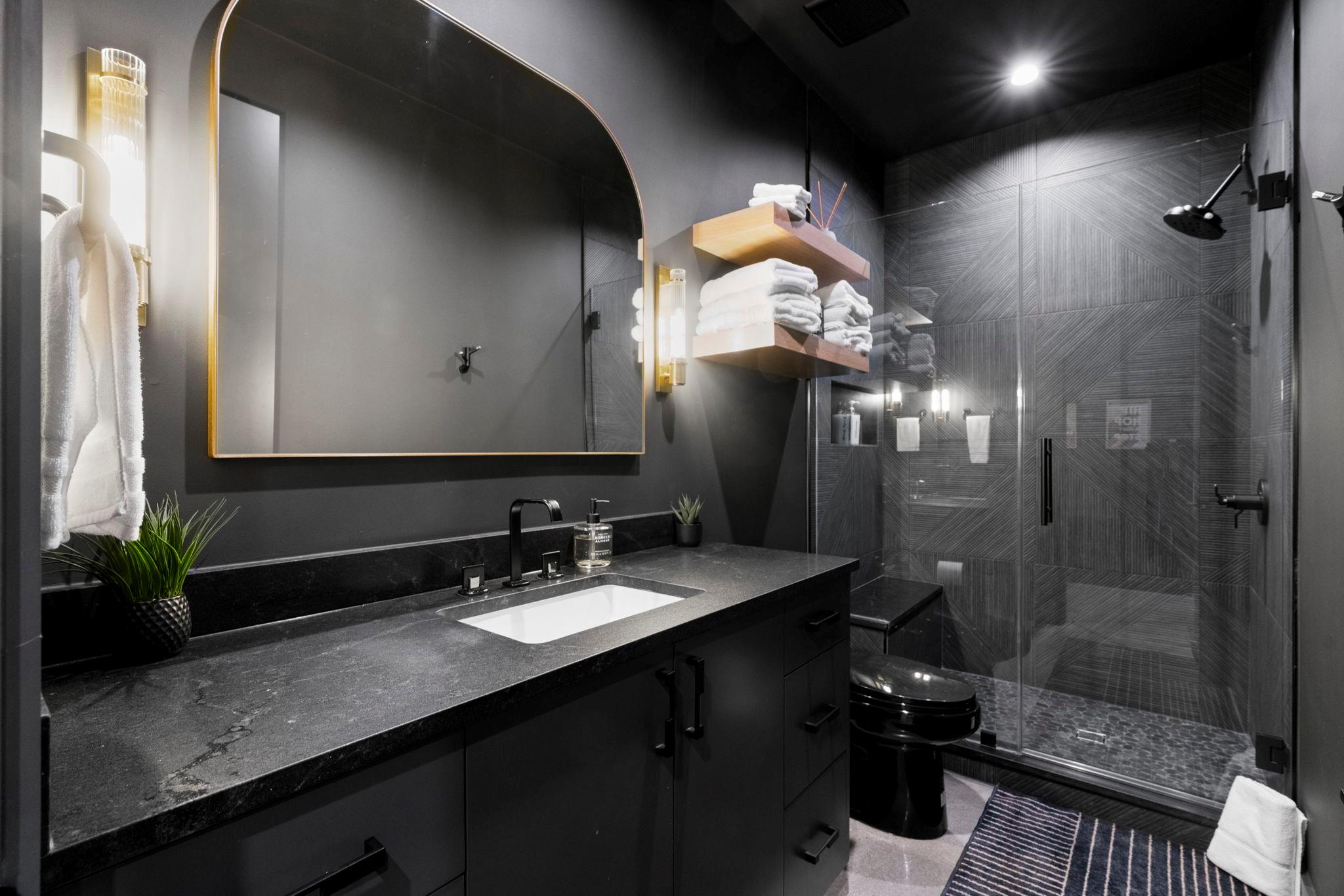 475 Happy Trail Dripping Springs TX 78620