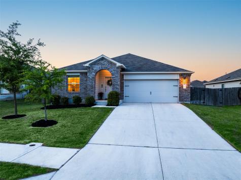 509 Marklawn Lane Hutto TX 78634