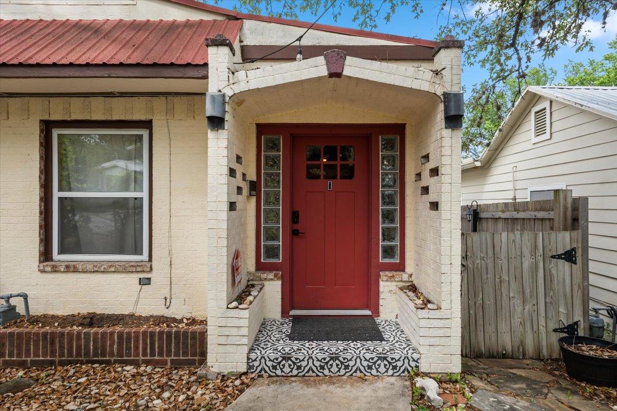 708 W Elizabeth Street Austin TX 78704