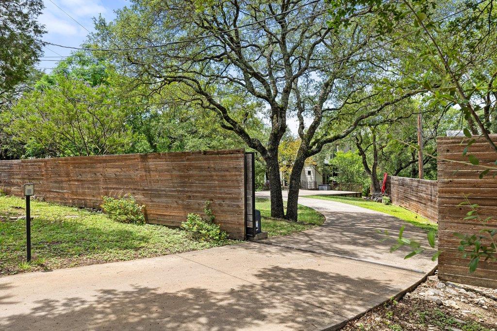 801 The High Road Austin TX 78746