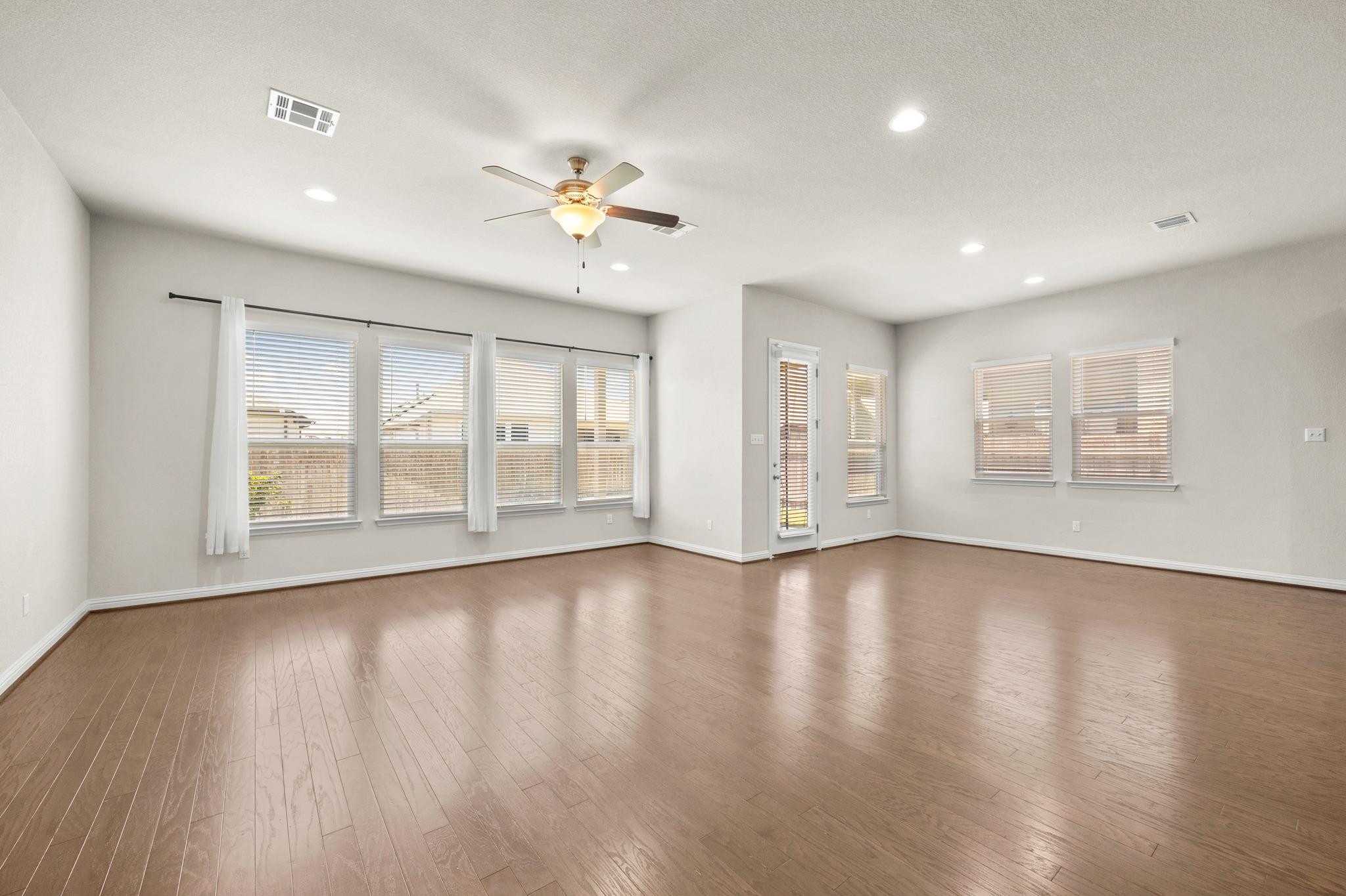 3821 Raven Caw Pass Pflugerville TX 78660