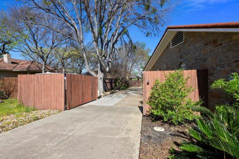 408 Silver Spur Horseshoe Bay TX 78657