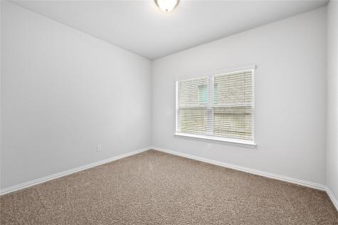 392 Algaroba Loop Buda TX 78610