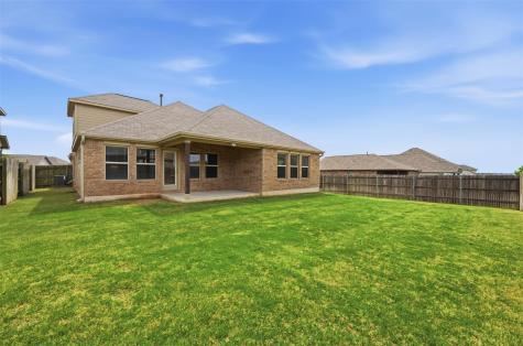 392 Algaroba Loop Buda TX 78610