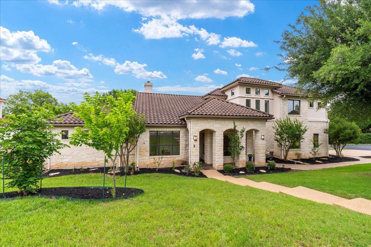 37 Autumn Oaks Drive The Hills TX 78738