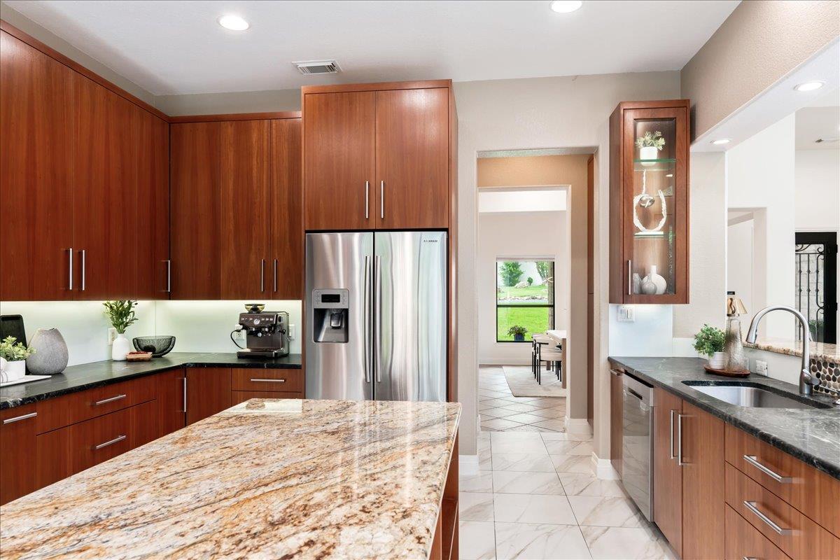 37 Autumn Oaks Drive The Hills TX 78738