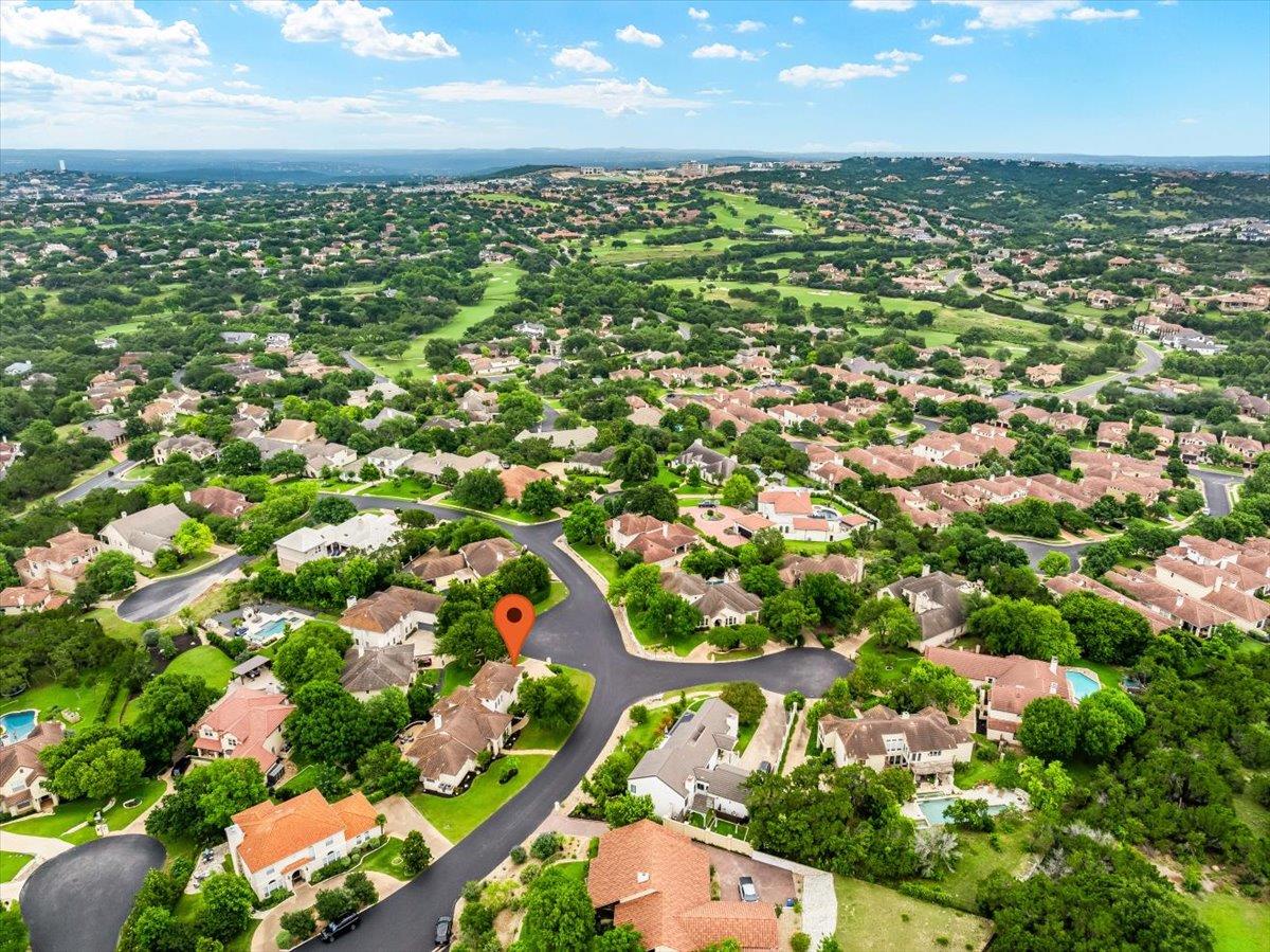 37 Autumn Oaks Drive The Hills TX 78738