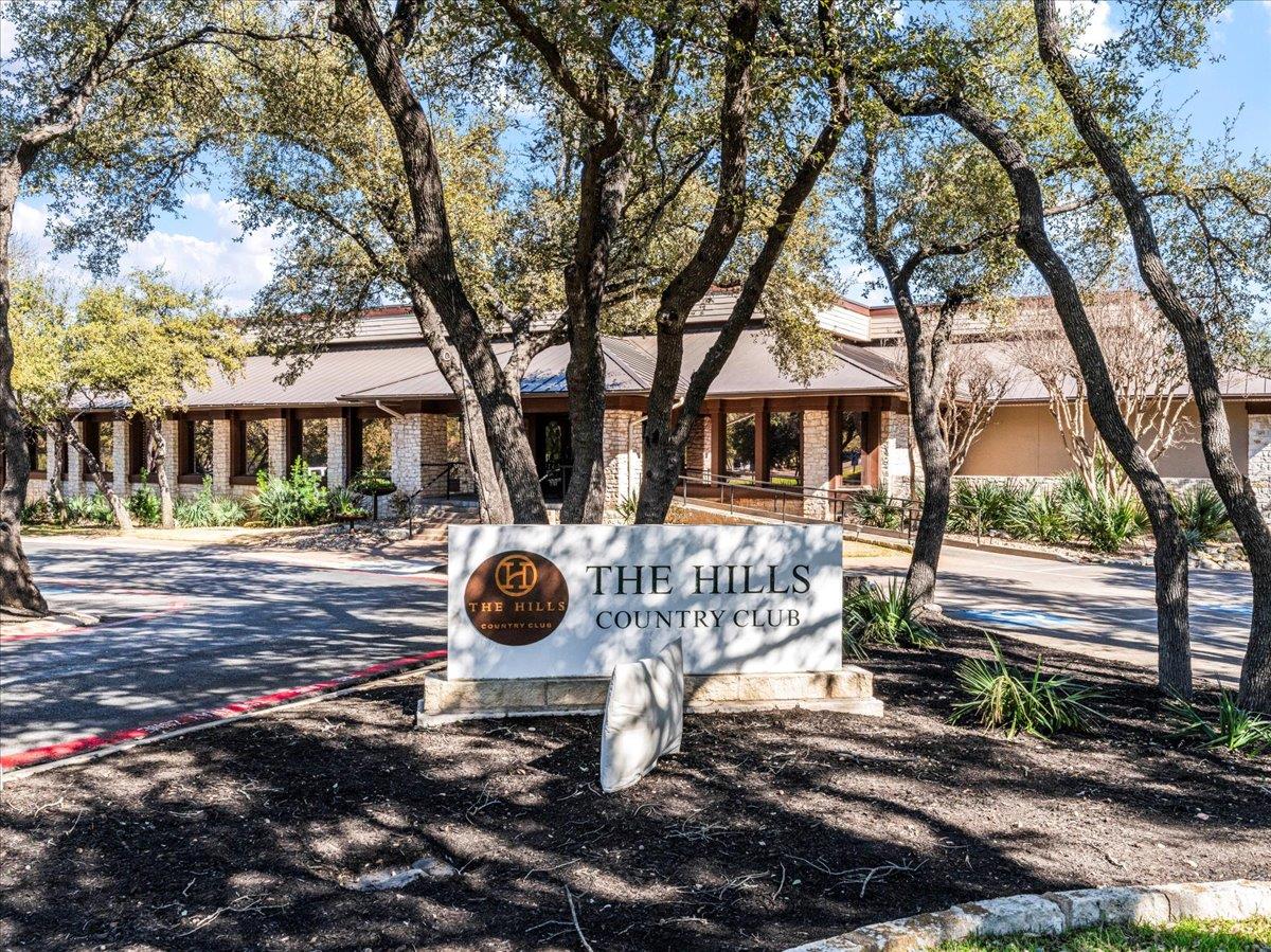 37 Autumn Oaks Drive The Hills TX 78738