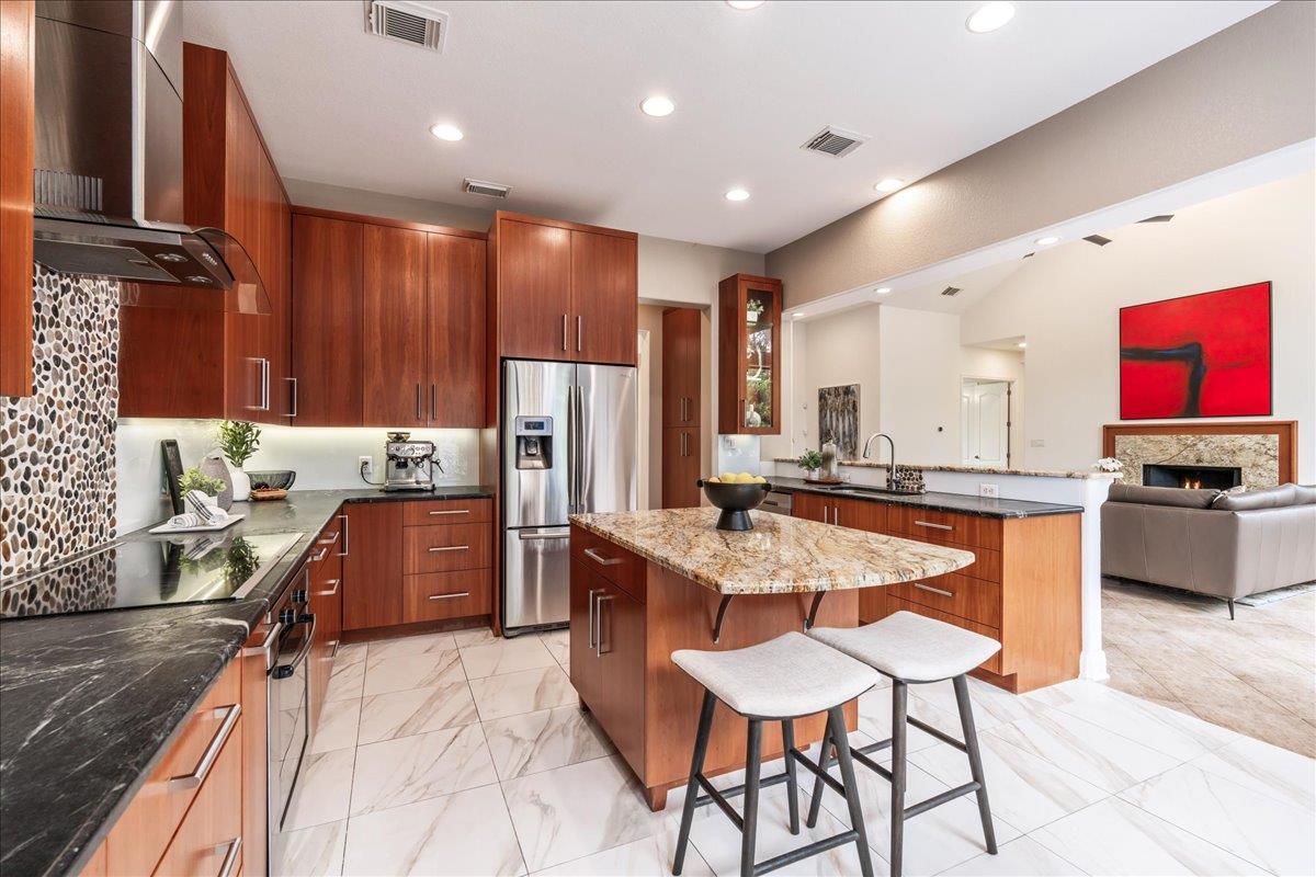 37 Autumn Oaks Drive The Hills TX 78738