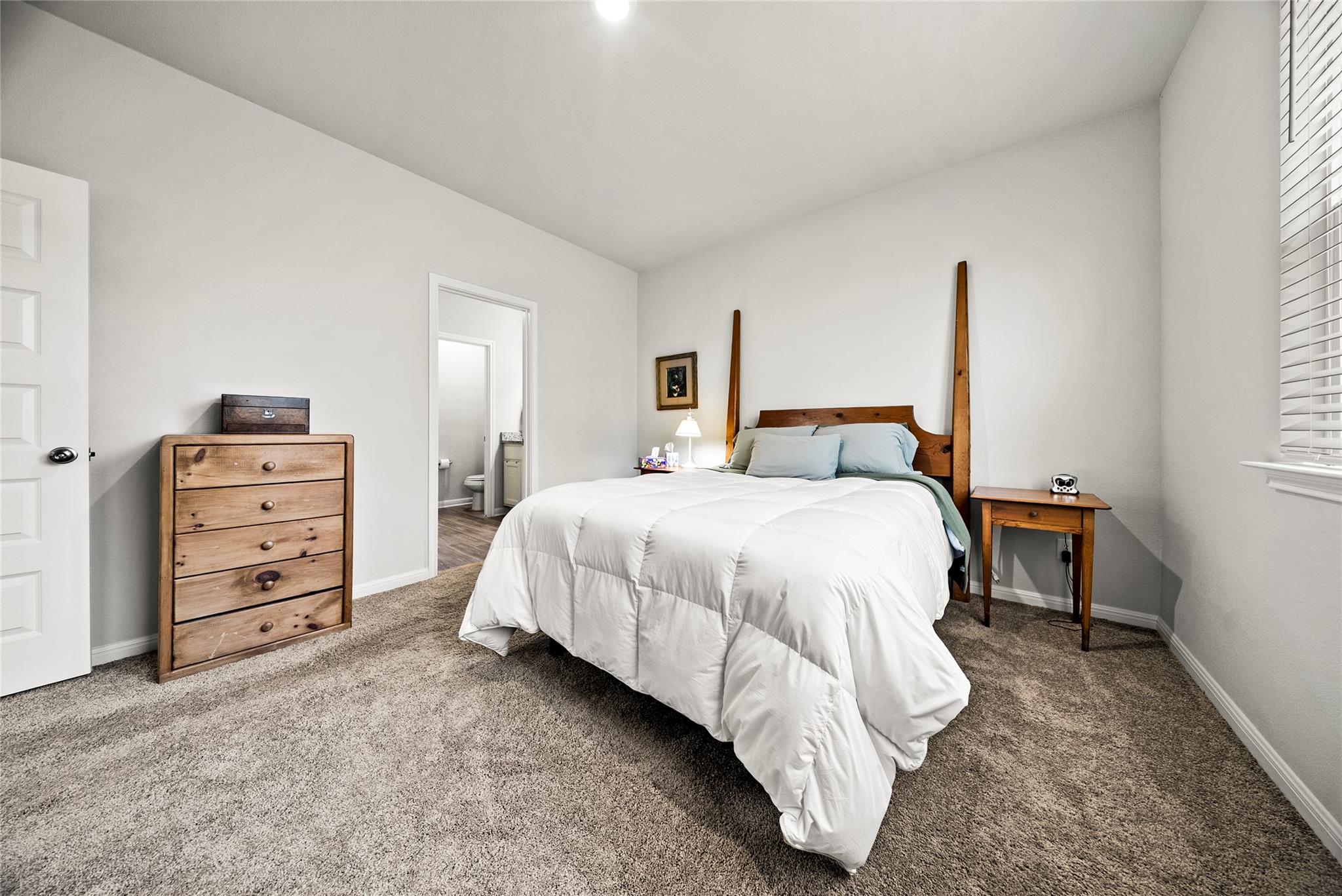 174 Bendecido Loop Elgin TX 78621