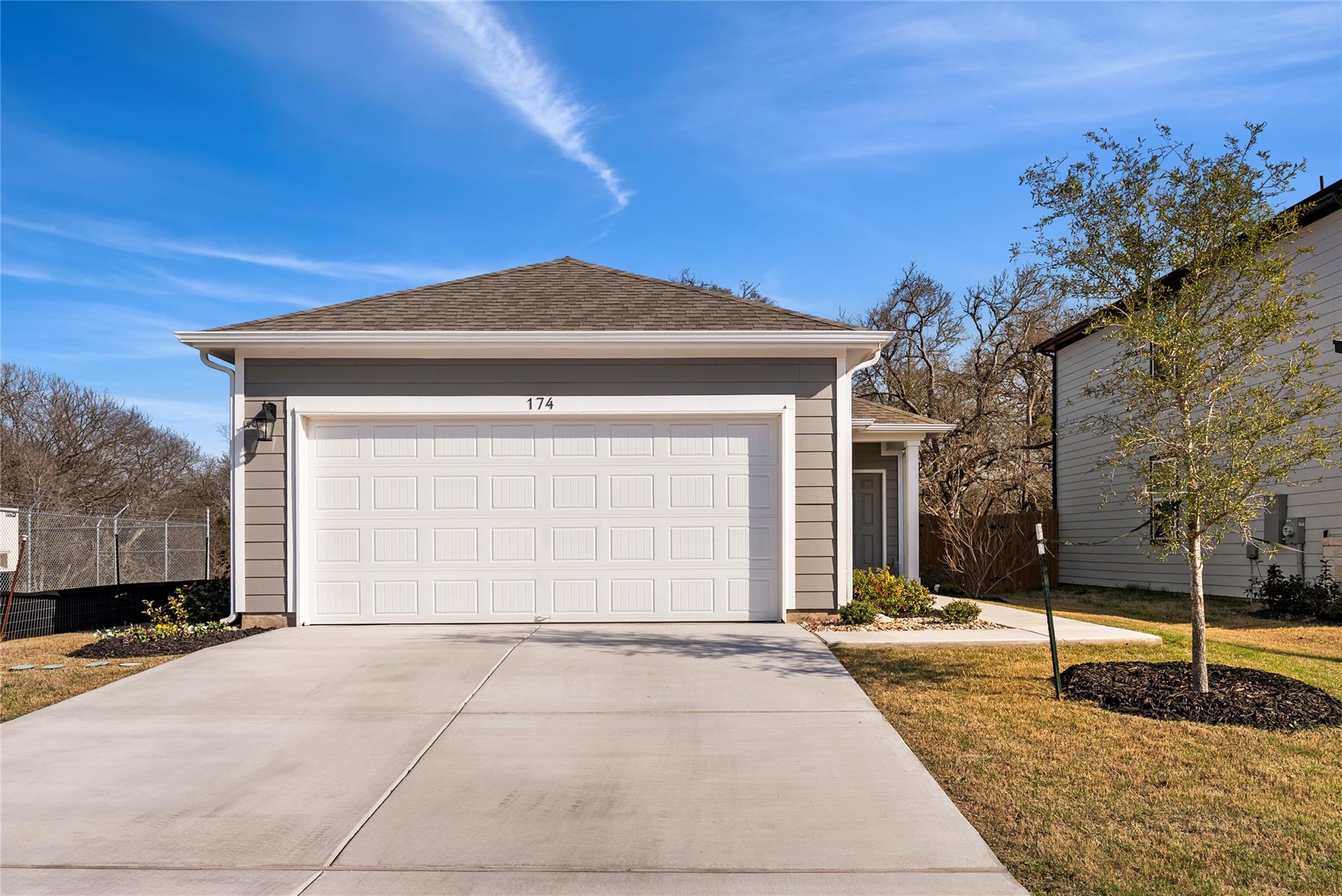 174 Bendecido Loop Elgin TX 78621