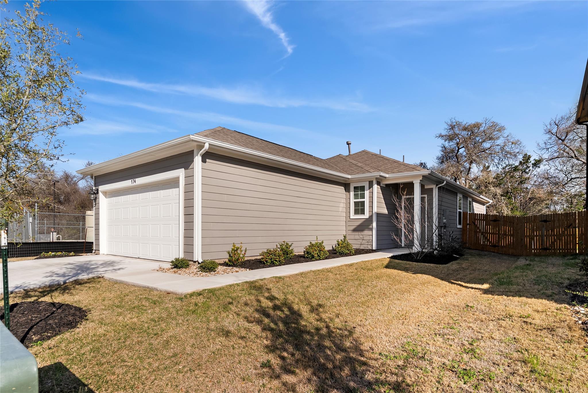 174 Bendecido Loop Elgin TX 78621
