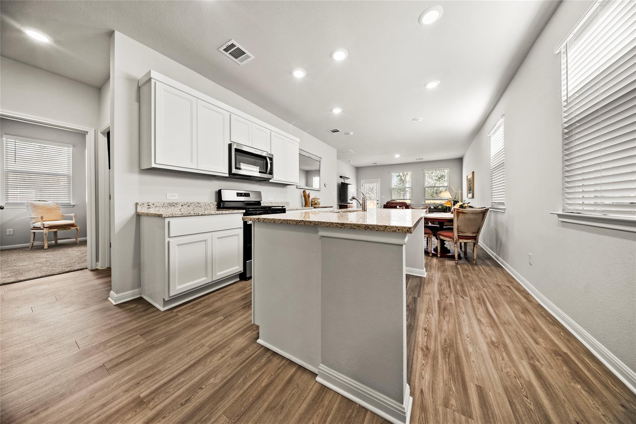 174 Bendecido Loop Elgin TX 78621