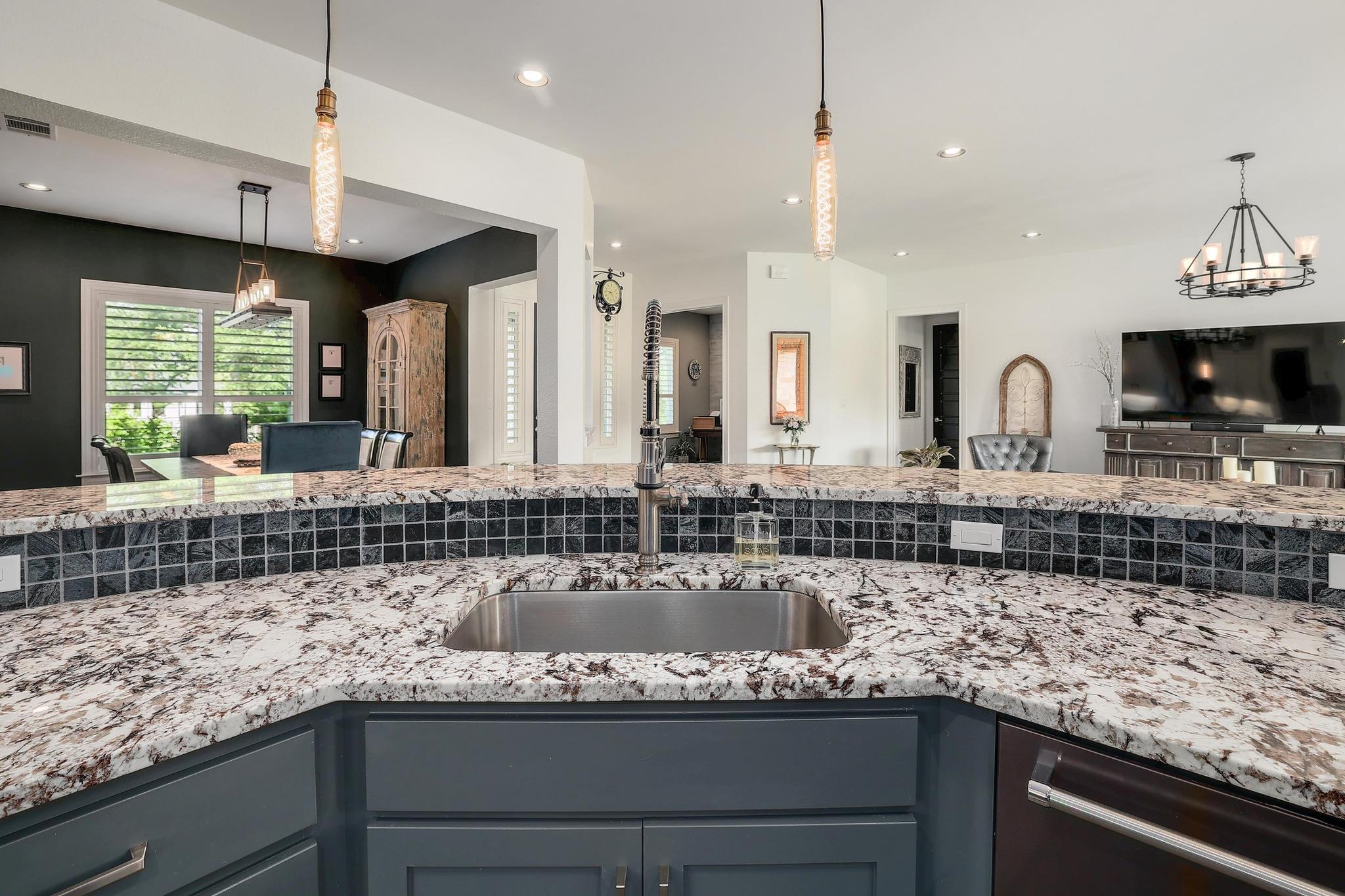 105 Graystone Lane Georgetown TX 78633
