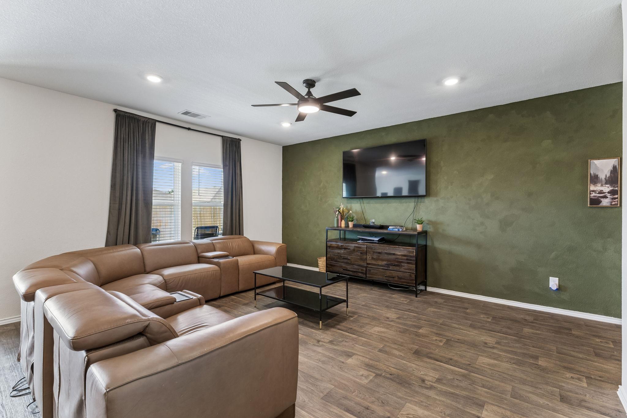 343 Sickle Loop Kyle TX 78640
