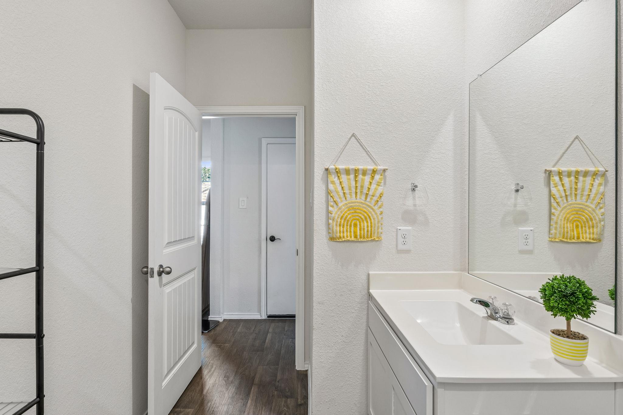 343 Sickle Loop Kyle TX 78640