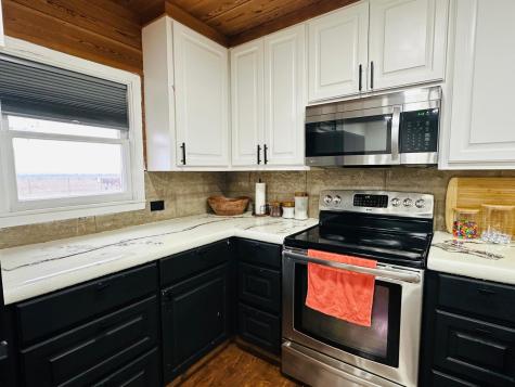 1696 E Fm 884 Yorktown TX 78164