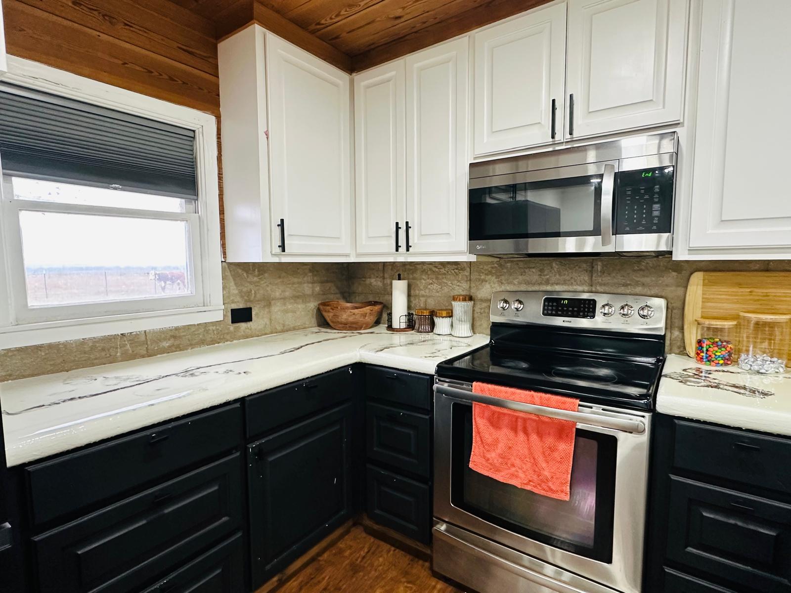 1696 E Fm 884 Yorktown TX 78164