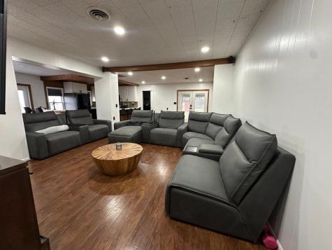 1696 E Fm 884 Yorktown TX 78164