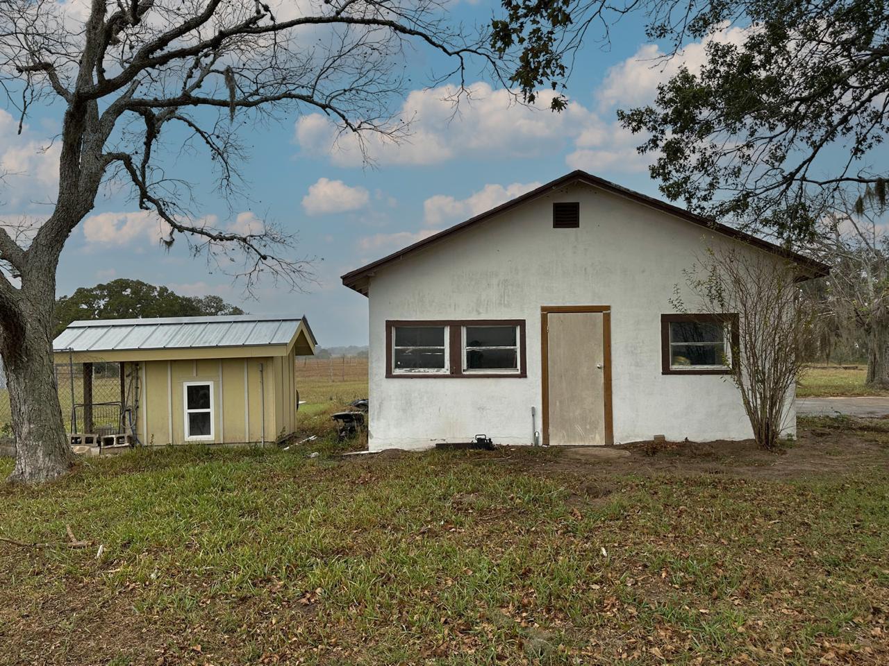 1696 E Fm 884 Yorktown TX 78164