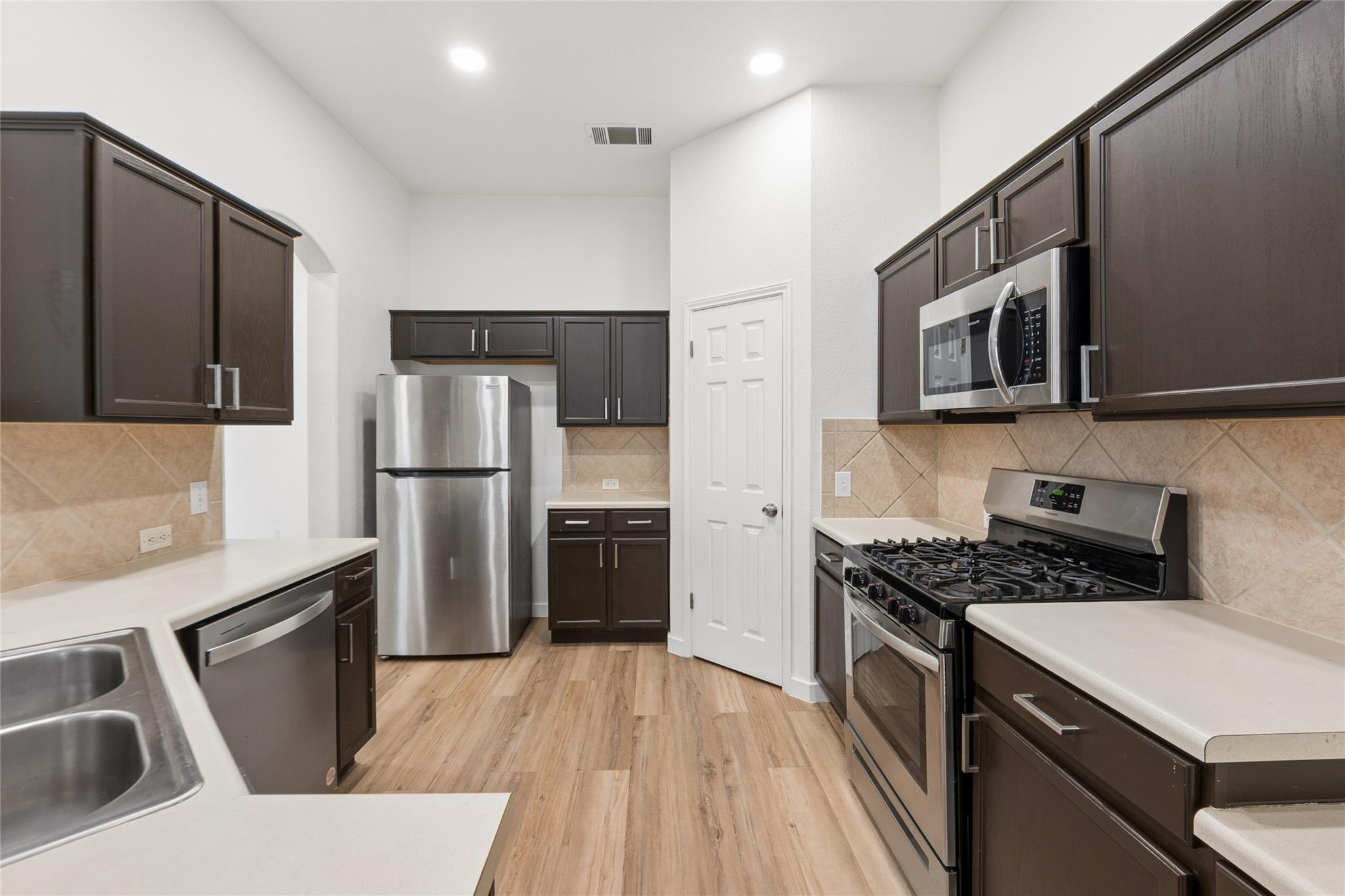 1506 Cosmos Way Pflugerville TX 78660