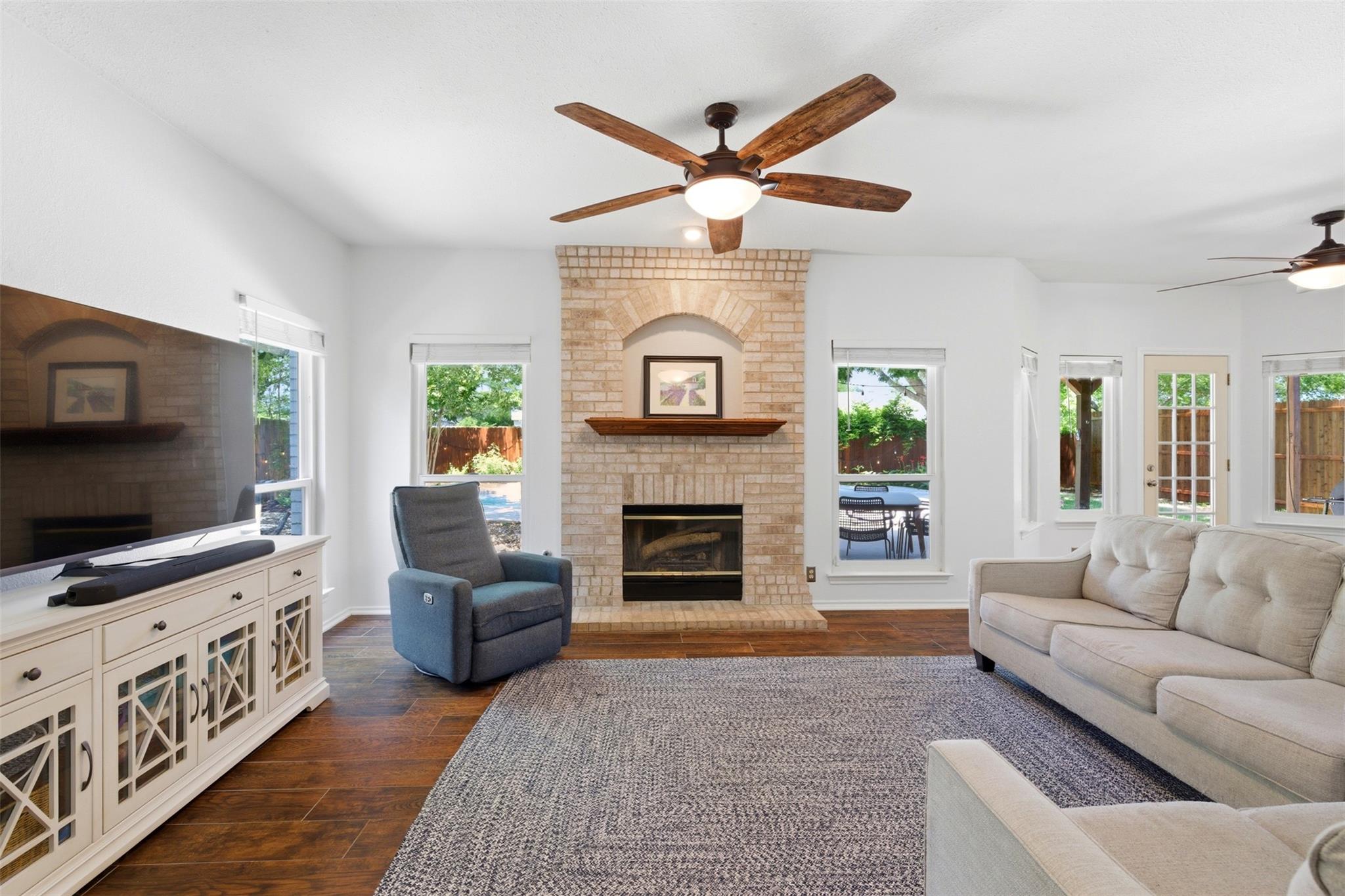 917 Woodhollow Lane Cedar Park TX 78613