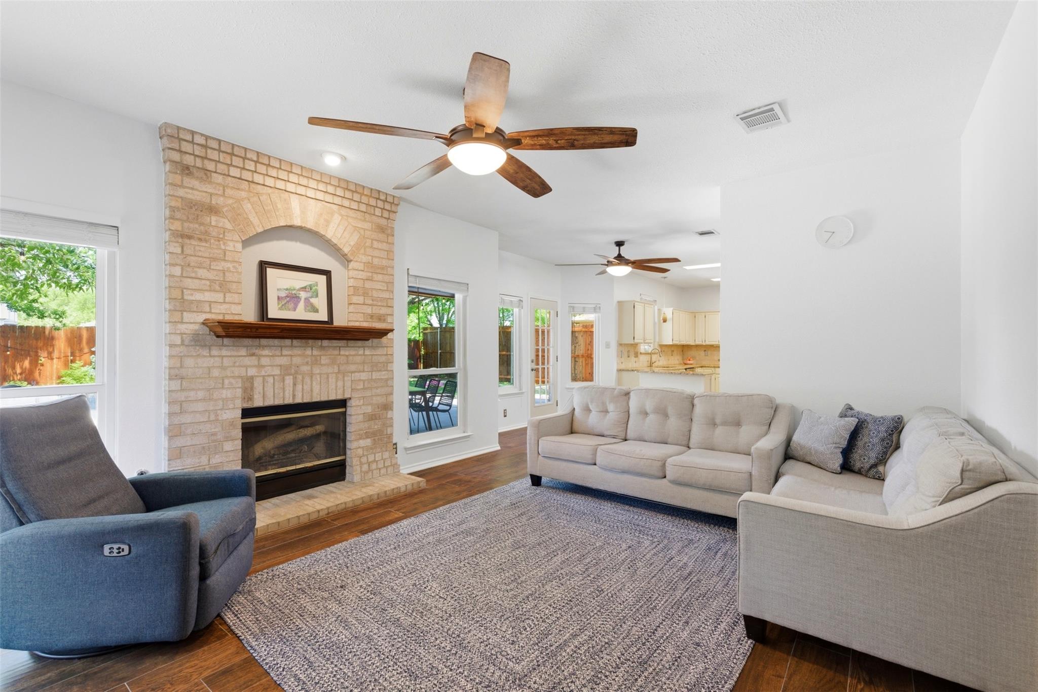 917 Woodhollow Lane Cedar Park TX 78613