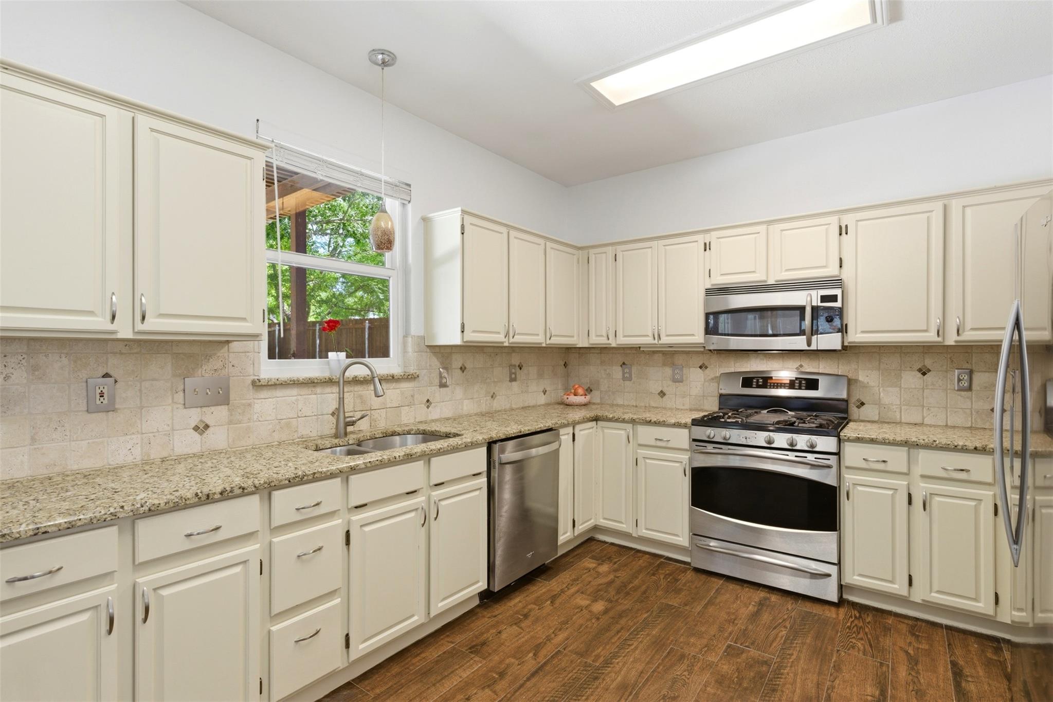 917 Woodhollow Lane Cedar Park TX 78613