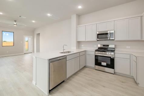 444 Lucky Avenue Elgin TX 78621