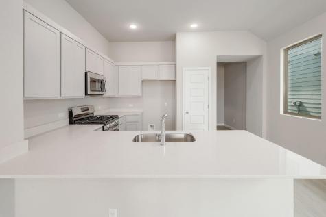 444 Lucky Avenue Elgin TX 78621