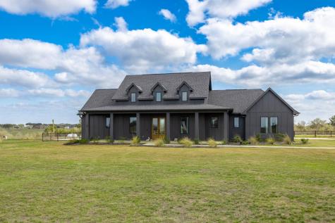 115 Country View Lane Schulenburg TX 78956